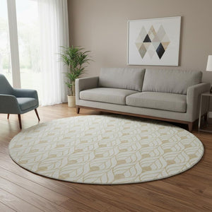 HomeRoots 8' Gold and Ivory Geometric Washable Round Rug - Stylish, Durable, and UV-Protected for Any Space 673708