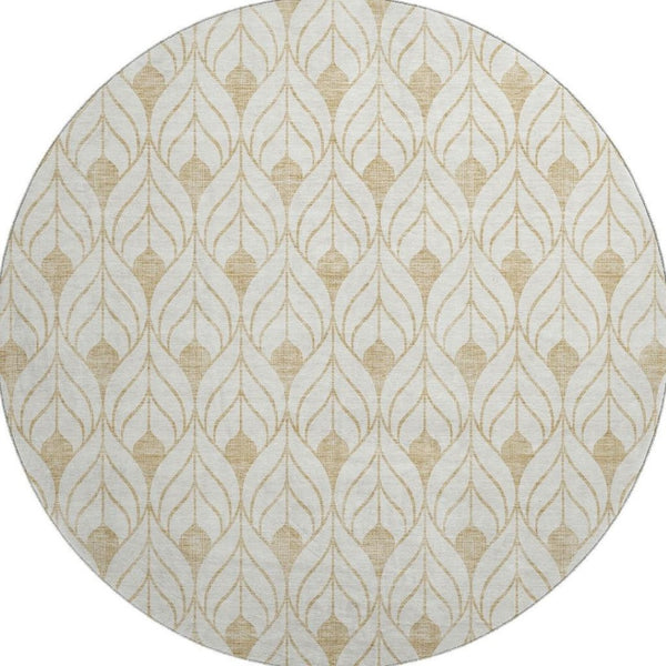 HomeRoots 8' Gold and Ivory Geometric Washable Round Rug - Stylish, Durable, and UV-Protected for Any Space 673708