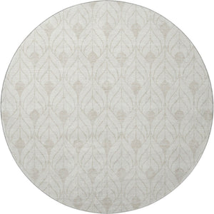 HomeRoots 8' Ivory and Gray Geometric Round Area Rug - Washable, UV Protected, Durable & Stylish for Homes 673726