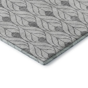 HomeRoots 8' X 10' Stylish Silver & Ivory Geometric Area Rug - Washable, UV Protected & Pet Friendly! 673751