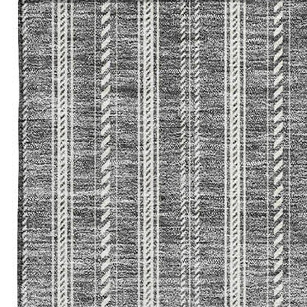 HomeRoots 5' X 8' Gray And Ivory Striped Area Rug - Washable, UV Protected, Stain-Resistant for Homes with Pets 673845