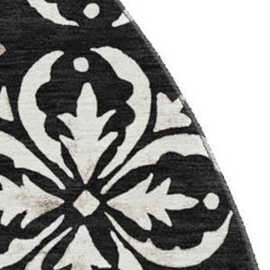 HomeRoots 8' Elegant Black and Ivory Floral Round Rug - Washable, UV Protected, Durable for Indoor & Outdoor Use 673906