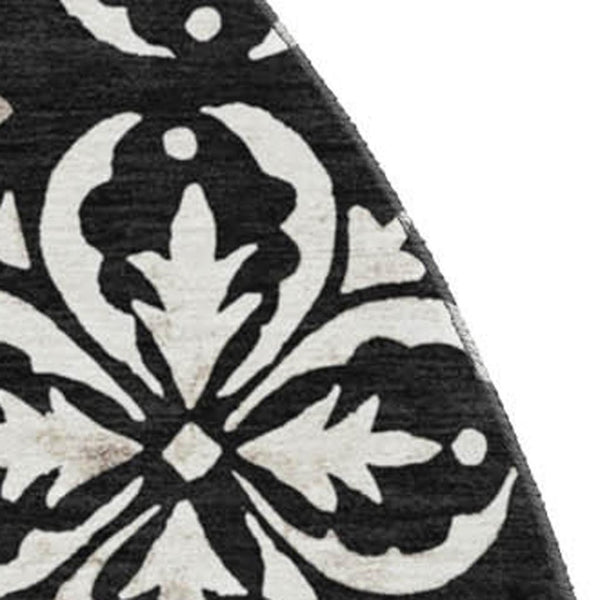 HomeRoots 8' Elegant Black and Ivory Floral Round Rug - Washable, UV Protected, Durable for Indoor & Outdoor Use 673906