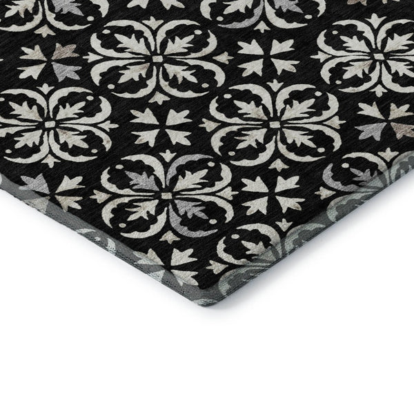 HomeRoots 8' X 10' Black And Ivory Floral Area Rug - Stylish, Washable, UV-Protected for High-Traffic Spaces 673907