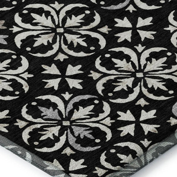 HomeRoots 8' X 10' Black And Ivory Floral Area Rug - Stylish, Washable, UV-Protected for High-Traffic Spaces 673907
