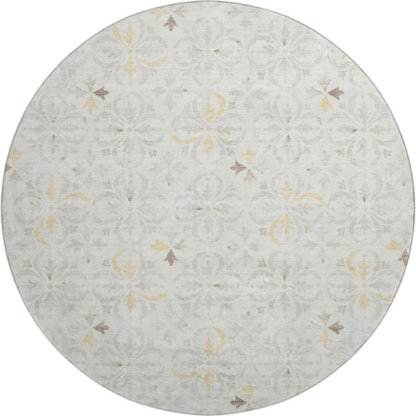 HomeRoots 8' Ivory and Beige Floral Washable Round Rug - Durable, UV-Protected, Stain-Resistant Elegance 673942