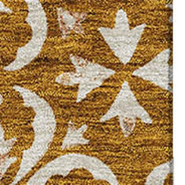HomeRoots 9' X 12' Floral Washable Area Rug in Rust & Beige - Durable, UV-Protected, Perfect for High-Traffic Homes! 673962