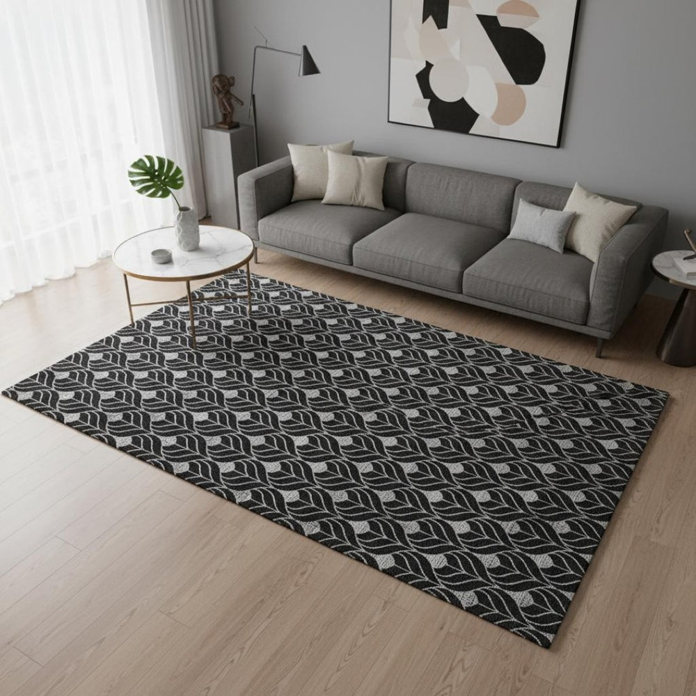 HomeRoots 5' X 8' Stylish Black & Gray Geometric Washable Area Rug - Durable, UV Protected & Stain Resistant! 673983