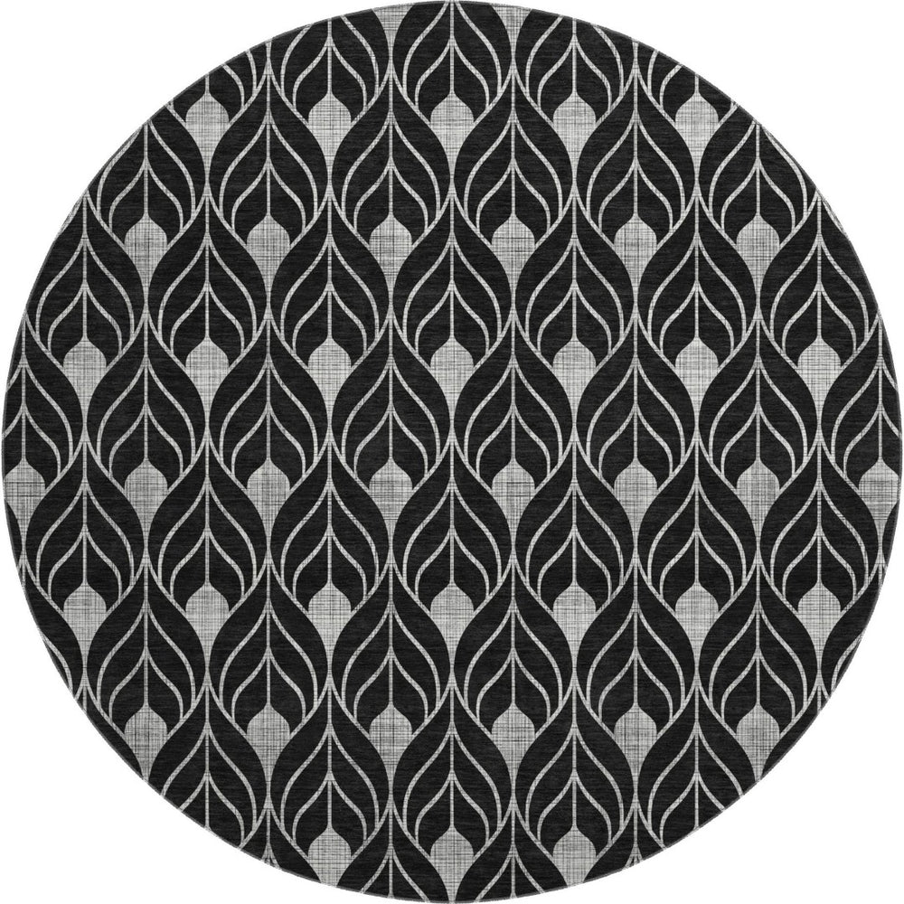 HomeRoots 8' Modern Black and Gray Geometric Washable Round Rug with UV Protection for High-Traffic Areas 673984