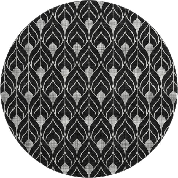 HomeRoots 8' Modern Black and Gray Geometric Washable Round Rug with UV Protection for High-Traffic Areas 673984