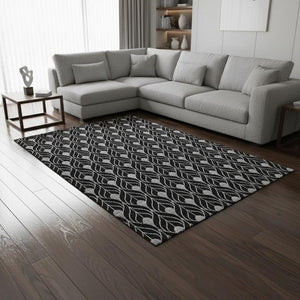 HomeRoots 8' X 10' Black And Gray Geometric Area Rug - Washable, UV Protected, Stain Resistant for Busy Homes 673985