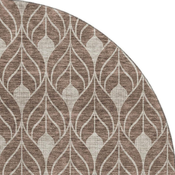 HomeRoots 8' Brown and Beige Geometric Round Rug - Washable, UV-Protected, Non-Slip, Durable Design for Homes 673990
