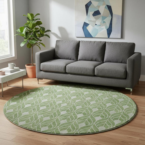 HomeRoots 8' Green And Ivory Geometric Round Rug - Washable, UV Protected, Perfect for High-Traffic Spaces! 674014