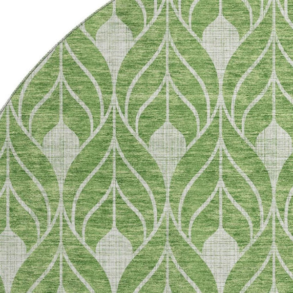 HomeRoots 8' Green And Ivory Geometric Round Rug - Washable, UV Protected, Perfect for High-Traffic Spaces! 674014