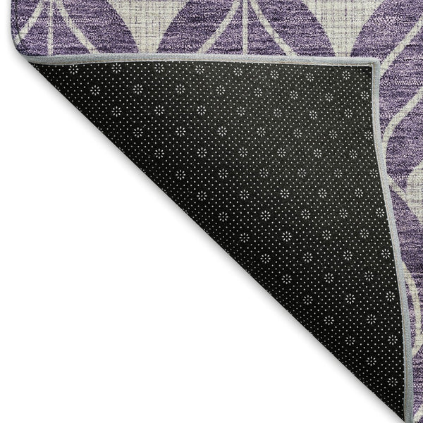 HomeRoots 8' Purple and Gray Geometric Washable Round Rug - Durable, Stain-Resistant, UV-Protected Design! 674038