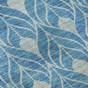 HomeRoots 8' Teal And Silver Geometric Round Rug - UV Protected, Washable, Durable, Stylish for Every Room 674050