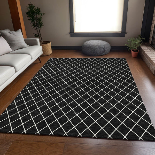 HomeRoots 8' X 10' Black And Ivory Geometric Area Rug - Washable, UV Protected, Perfect for Modern Spaces! 674063
