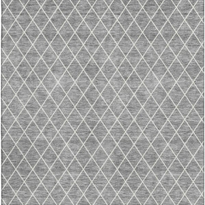 HomeRoots 5' Gray and Ivory Geometric Area Rug - Washable, UV Protected, Stain Resistant for Modern Homes 674079