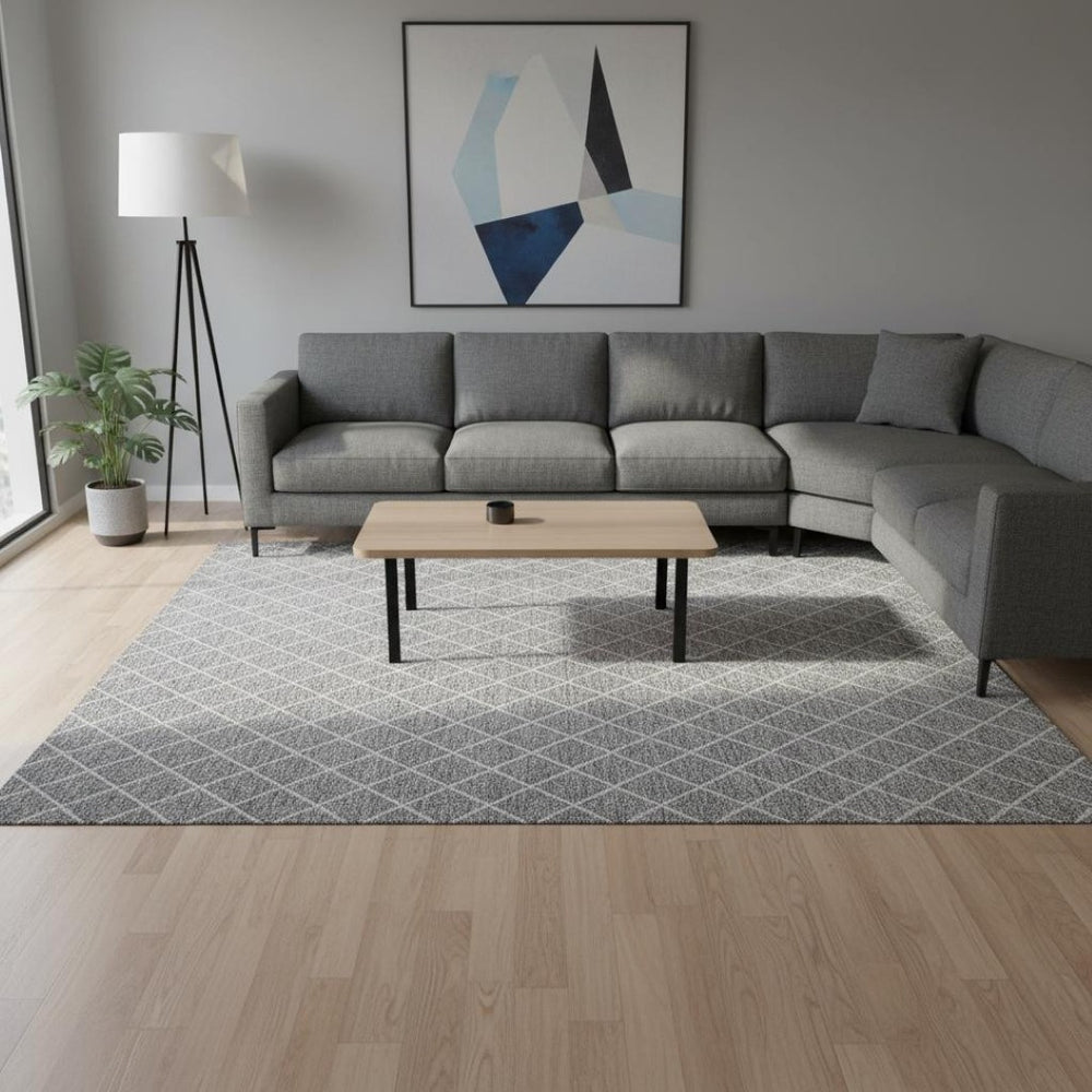 HomeRoots 8' X 10' Gray And Ivory Geometric Washable Area Rug - Stylish, Durable, UV-Protected for Modern Spaces 674081