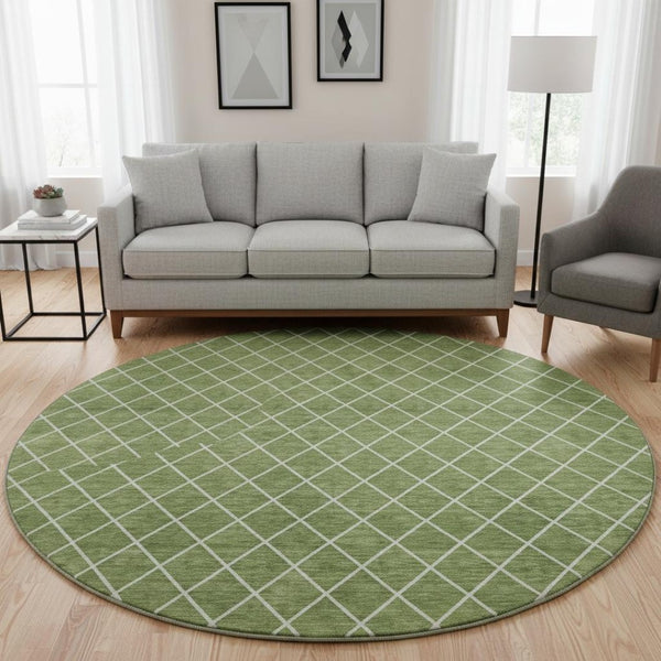 HomeRoots 8' Stylish Green and Ivory Geometric Round Rug - Machine Washable, UV Protected, Stain Resistant! 674086