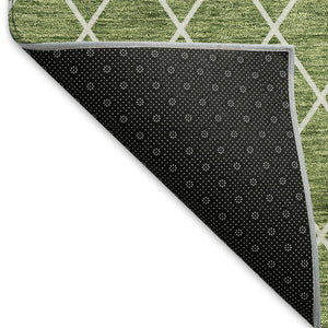 HomeRoots 8' Stylish Green and Ivory Geometric Round Rug - Machine Washable, UV Protected, Stain Resistant! 674086