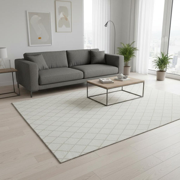 HomeRoots 5' X 8' Ivory And Beige Geometric Area Rug - Washable, Stain Resistant, UV Protected for High-Traffic Spaces 674091