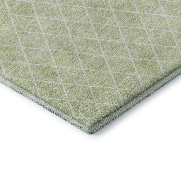 HomeRoots 8' X 10' Modern Mint Green Geometric Area Rug – Washable, UV Protected & Stain-Resistant Design! 674105