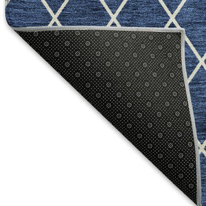 HomeRoots 8' Navy Blue and Ivory Geometric Round Rug - Washable, UV Protected, Stain-Resistant for Homes 674110