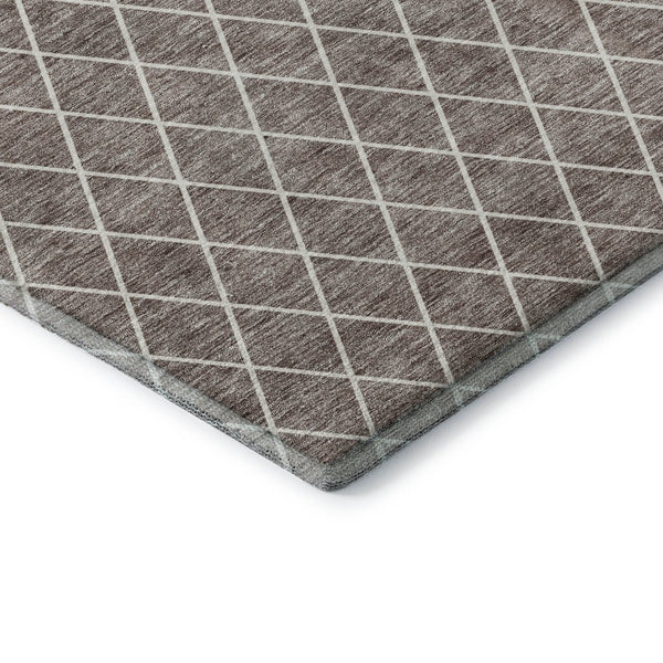 HomeRoots 9' X 12' Taupe & Ivory Geometric Washable Area Rug - Durable, UV-Protected & Stylish for Any Room 674124