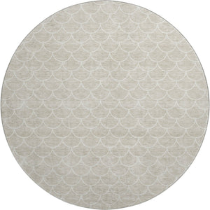 HomeRoots 8' Beige and Ivory Geometric Round Rug - Washable, UV-Protected, Stylish, and Durable for Any Room! 674140