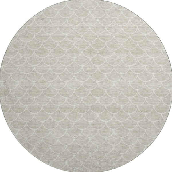 HomeRoots 8' Beige and Ivory Geometric Round Rug - Washable, UV-Protected, Stylish, and Durable for Any Room! 674140