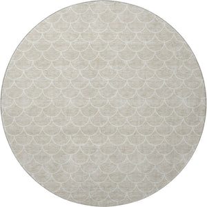 HomeRoots 8' Beige and Ivory Geometric Round Rug - Washable, UV-Protected, Stylish, and Durable for Any Room! 674140