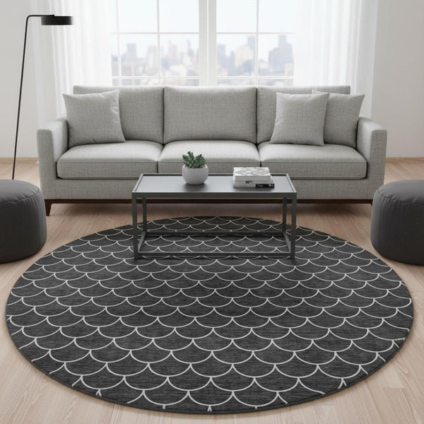 HomeRoots 8' Black And Ivory Geometric Round Rug - Washable, UV Protected, Durable & Stylish for Busy Homes 674146