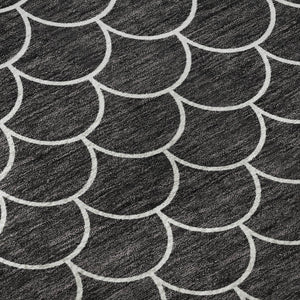 HomeRoots 8' Black And Ivory Geometric Round Rug - Washable, UV Protected, Durable & Stylish for Busy Homes 674146