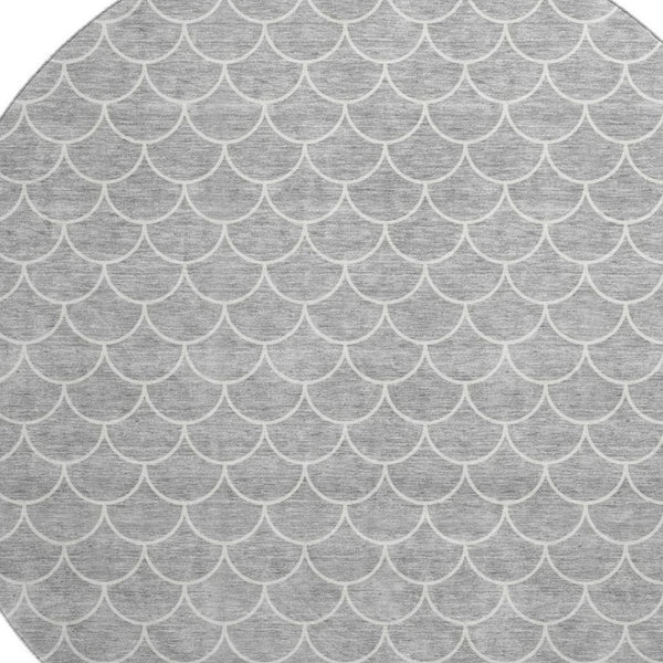 HomeRoots 8' Gray and Ivory Geometric Round Rug - Washable, UV-Protected, Durable for High-Traffic Areas 674164