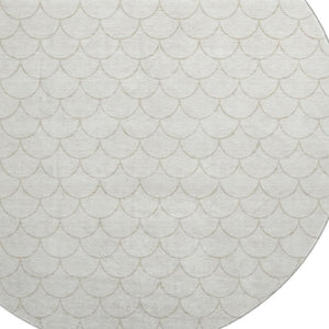 HomeRoots 8' Ivory and Beige Geometric Round Rug - Washable, UV Protected, Stain Resistant for High-Traffic Areas 674176