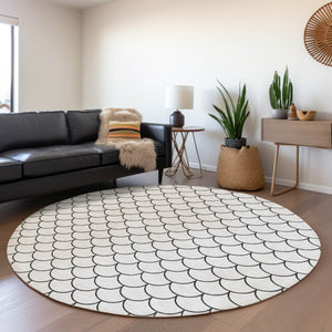 HomeRoots 8' Stylish White and Gray Geometric Washable Round Rug with UV Protection for Modern Homes 674200