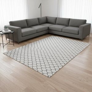 HomeRoots 9' X 12' White and Gray Geometric Area Rug - Washable, UV Protected, Stain-Resistant for Active Homes! 674202