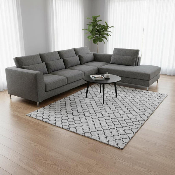 HomeRoots 10' X 14' Stylish White and Gray Geometric Washable Area Rug with UV Protection for Busy Homes 674203