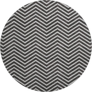 HomeRoots 8' Black And Ivory Chevron Round Rug - UV-Protected, Washable, Durable for High Traffic Spaces! 674224
