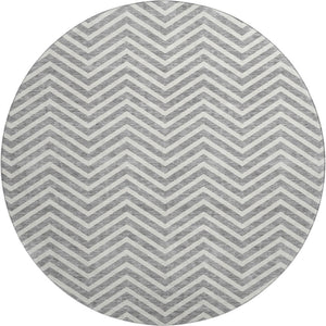 HomeRoots 8' Gray And Ivory Chevron Round Rug – Washable, UV Protected, Soft, Durable, Perfect for High Traffic Areas 674242