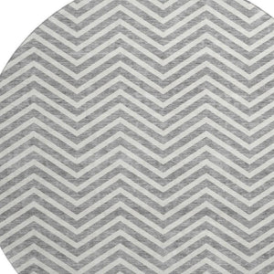 HomeRoots 8' Gray And Ivory Chevron Round Rug – Washable, UV Protected, Soft, Durable, Perfect for High Traffic Areas 674242