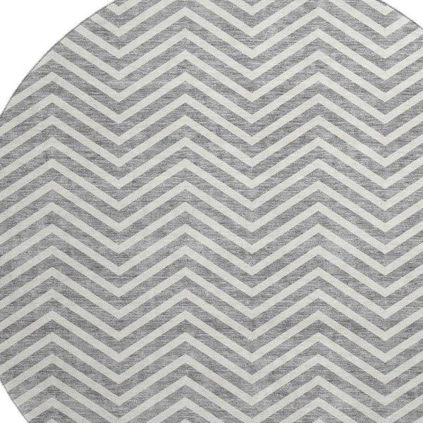 HomeRoots 8' Gray And Ivory Chevron Round Rug – Washable, UV Protected, Soft, Durable, Perfect for High Traffic Areas 674242