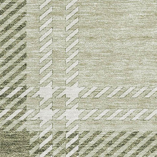 HomeRoots 8' X 10' Artichoke Green Plaid Area Rug - Washable, UV Protected, Stain Resistant for Family Spaces 674285