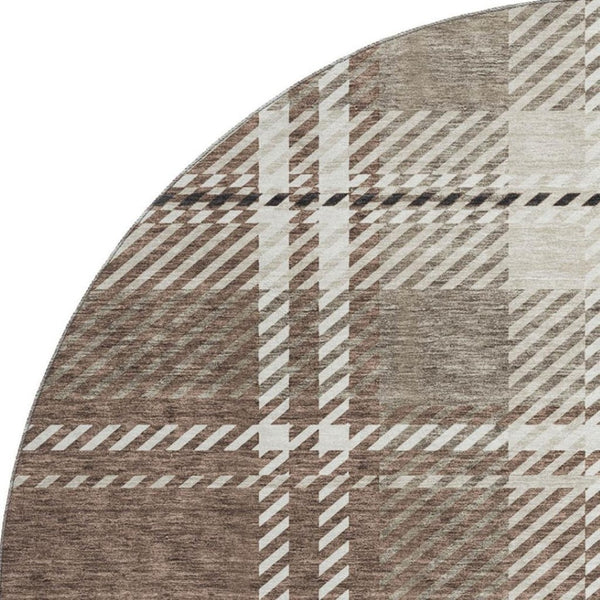 HomeRoots 8' Washable Round Rug in Brown, Ivory & Taupe Plaid - Durable, Stain-Resistant & UV Protected Decor 674296