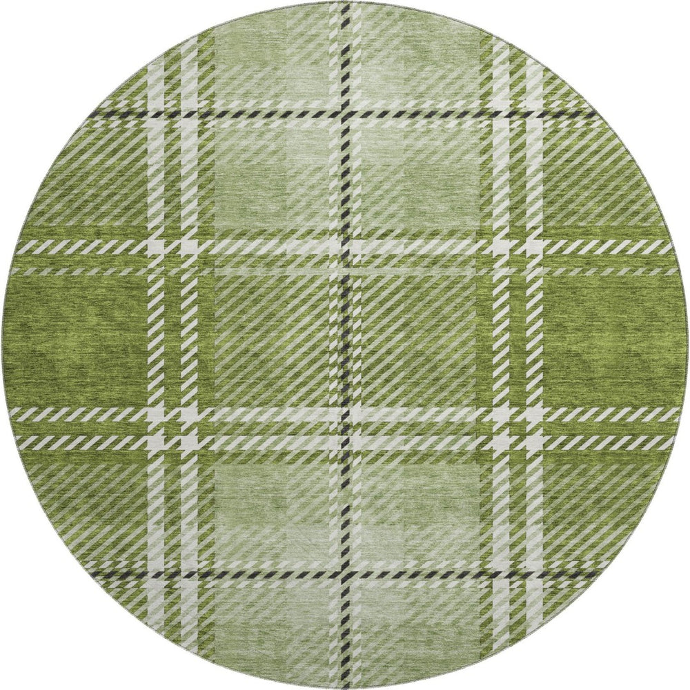 HomeRoots 8' Green and Ivory Plaid Round Rug – Durable, Stain-Resistant, UV Protected for Timeless Elegance 674320
