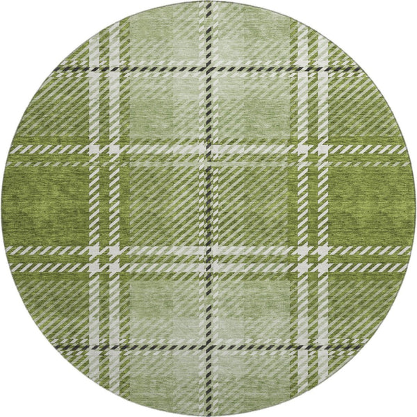 HomeRoots 8' Green and Ivory Plaid Round Rug – Durable, Stain-Resistant, UV Protected for Timeless Elegance 674320