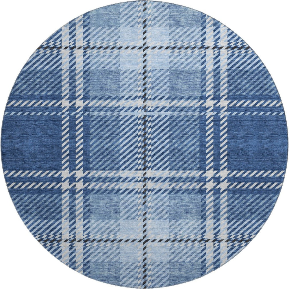 HomeRoots 8' Navy Blue and Ivory Plaid Round Rug - Washable, UV-Protected, Perfect for High-Traffic Areas! 674326