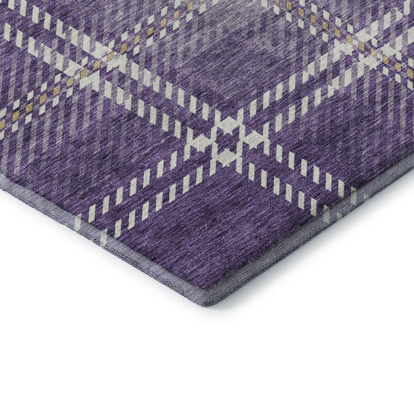 HomeRoots 8' Stylish Purple, Ivory & Gold Plaid Washable Round Rug with UV Protection for High-Traffic Areas 674338