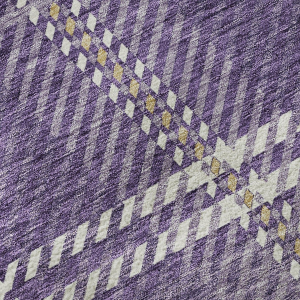 HomeRoots 8' Stylish Purple, Ivory & Gold Plaid Washable Round Rug with UV Protection for High-Traffic Areas 674338